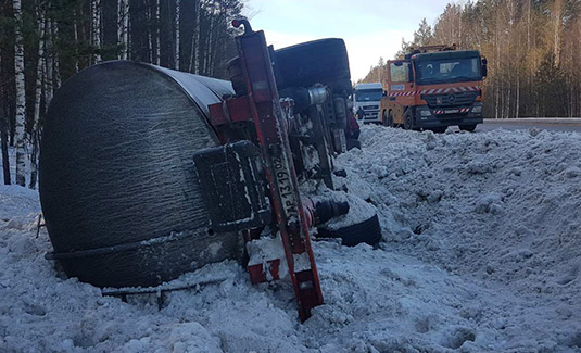 Грузовой эвакуатор прибыл на заказ